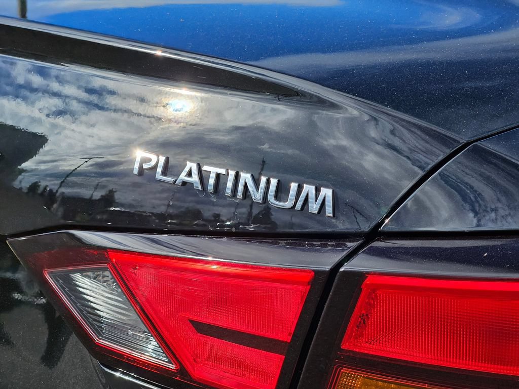 Used 2022 Nissan Altima 2.5 Platinum AWD/4WD image 10
