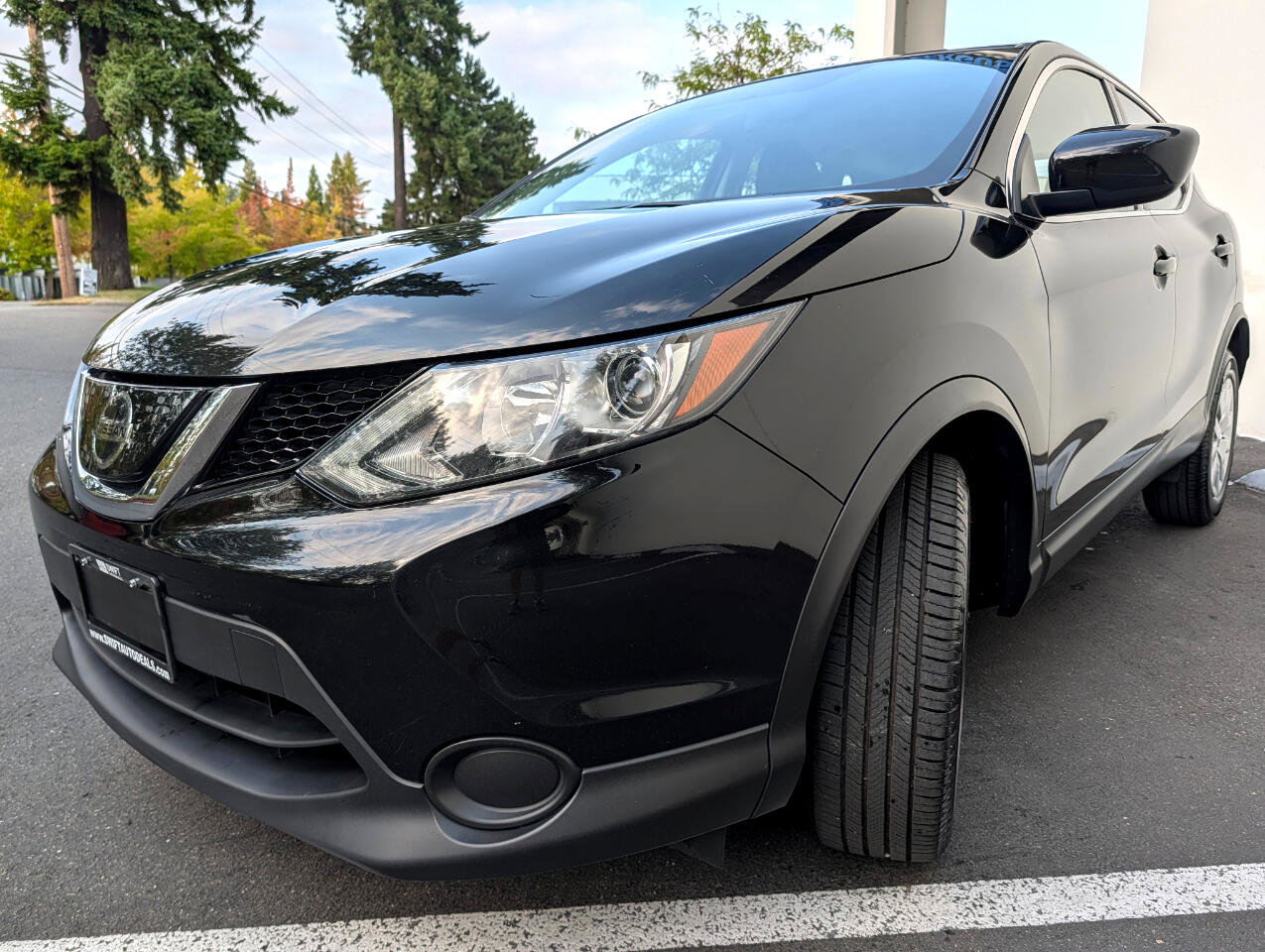 Used 2018 Nissan Rogue Sport S image 4