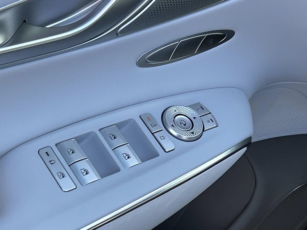 New 2026 Genesis GV70 2.5T Advanced image 17