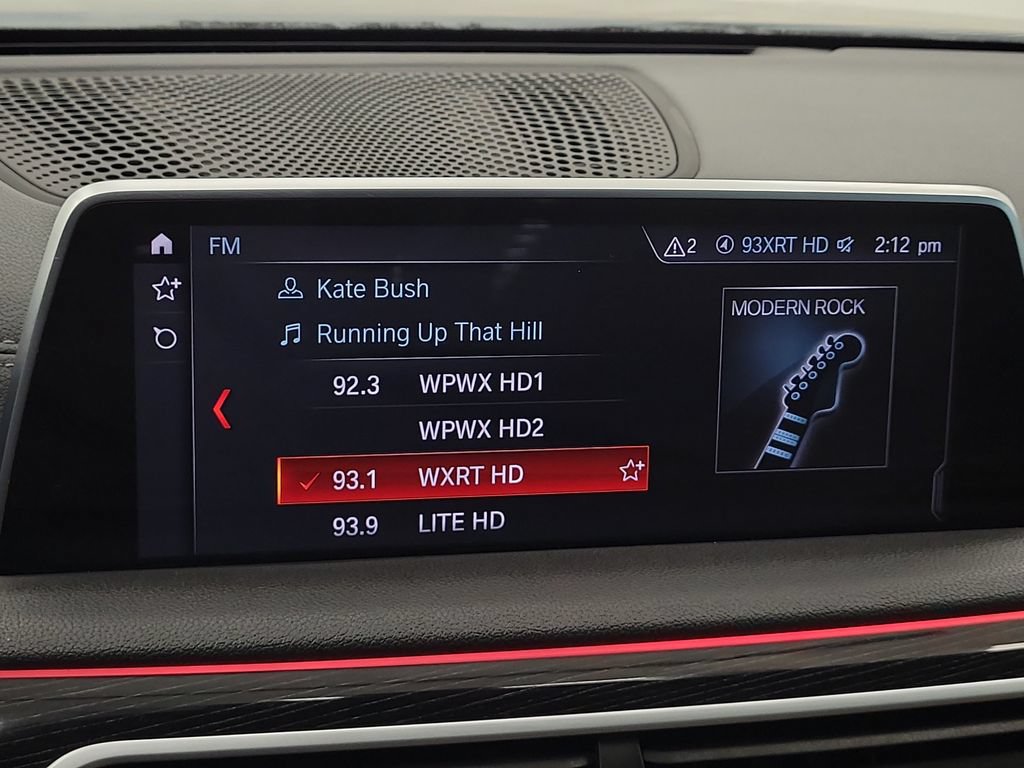 Used 2019 BMW 750i xDrive w/ M Sport Package AWD/4WD image 20