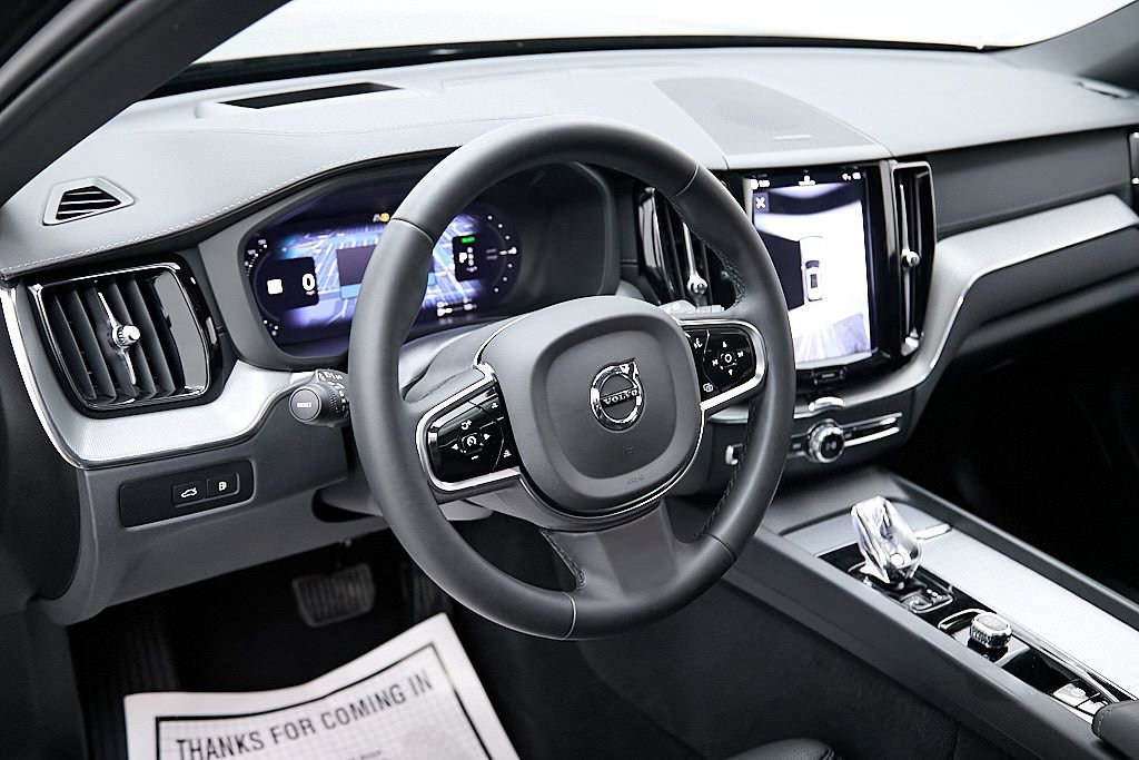Certified 2024 Volvo XC60 T8 Ultimate image 14