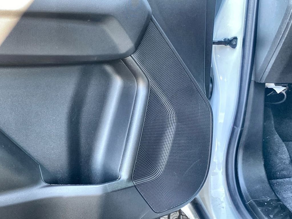 New 2026 GMC Canyon Elevation w/ LPO, Black Badging Package image 27