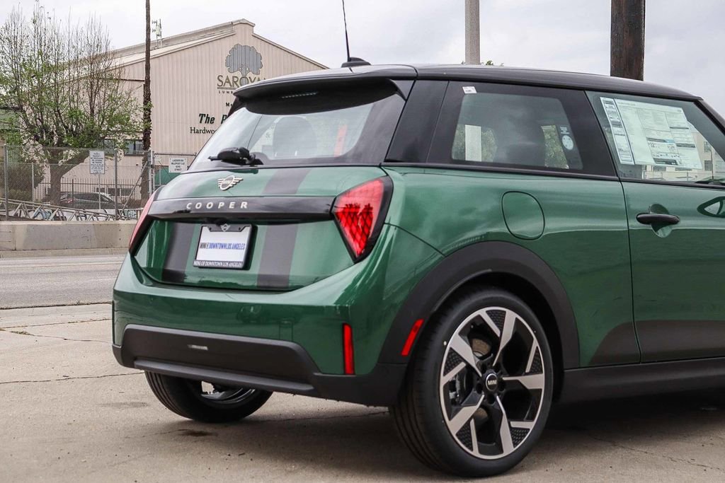 New 2026 MINI Cooper 2-Door Hardtop image 10