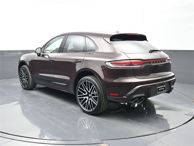 New 2026 Porsche Macan image 3