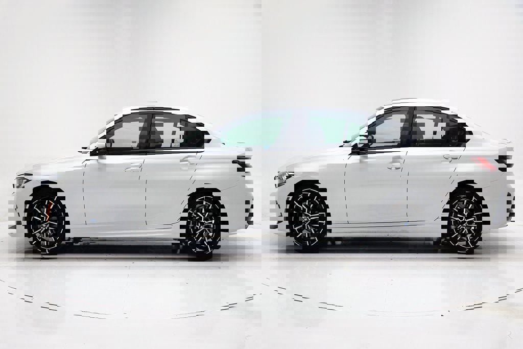 Used 2024 BMW 330i xDrive Sedan w/ M Sport Package image 5