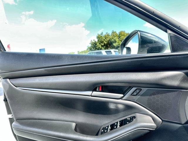 Used 2021 MAZDA MAZDA3 s image 15