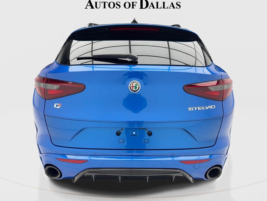 Used 2023 Alfa Romeo Stelvio Veloce image 10