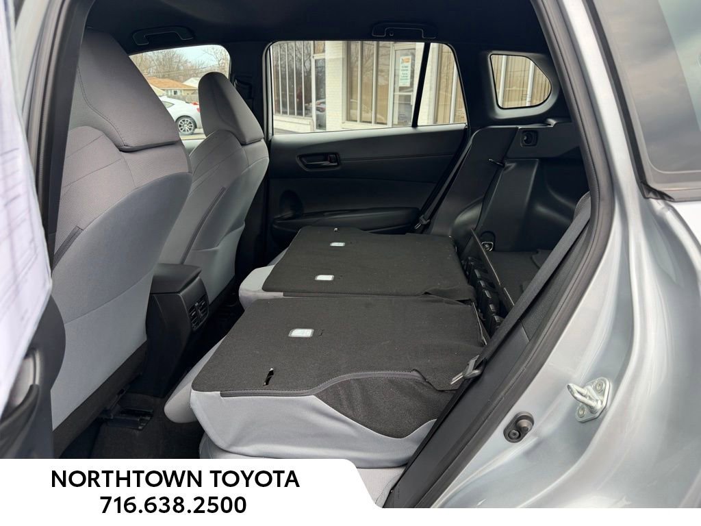 Used 2024 Toyota Corolla Cross S AWD/4WD image 17