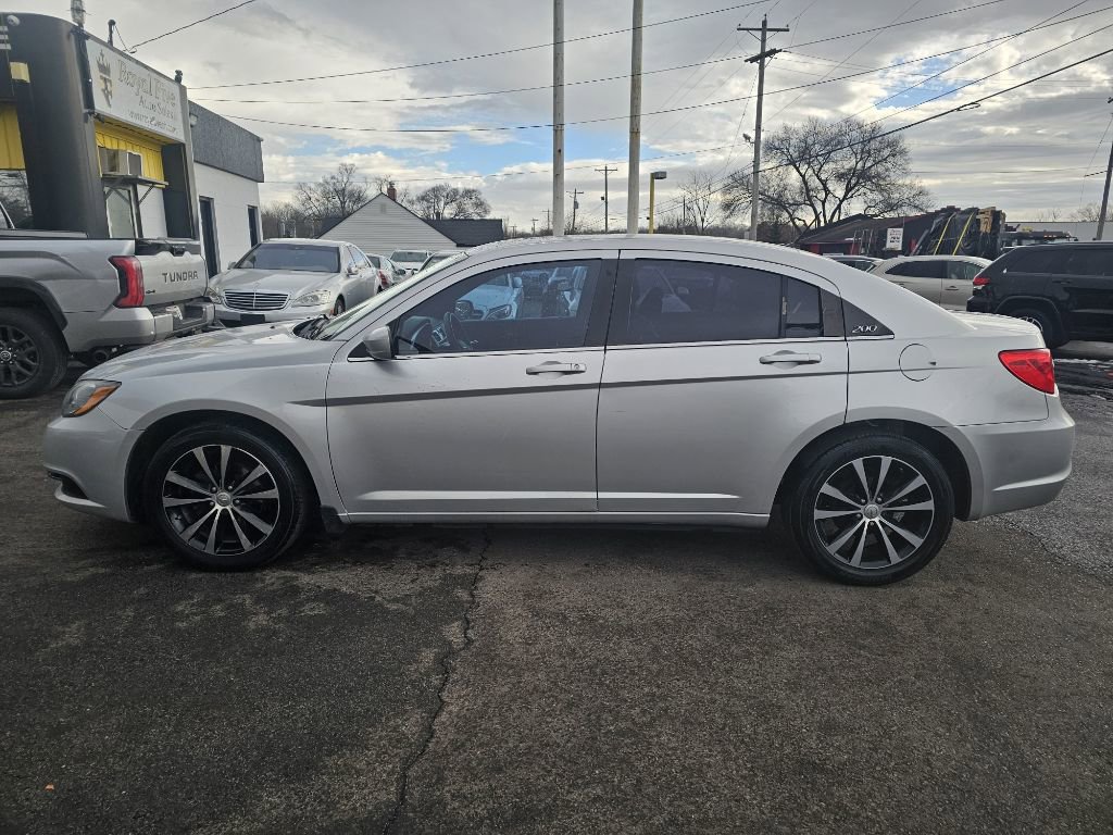 Used 2012 Chrysler 200 S image 10