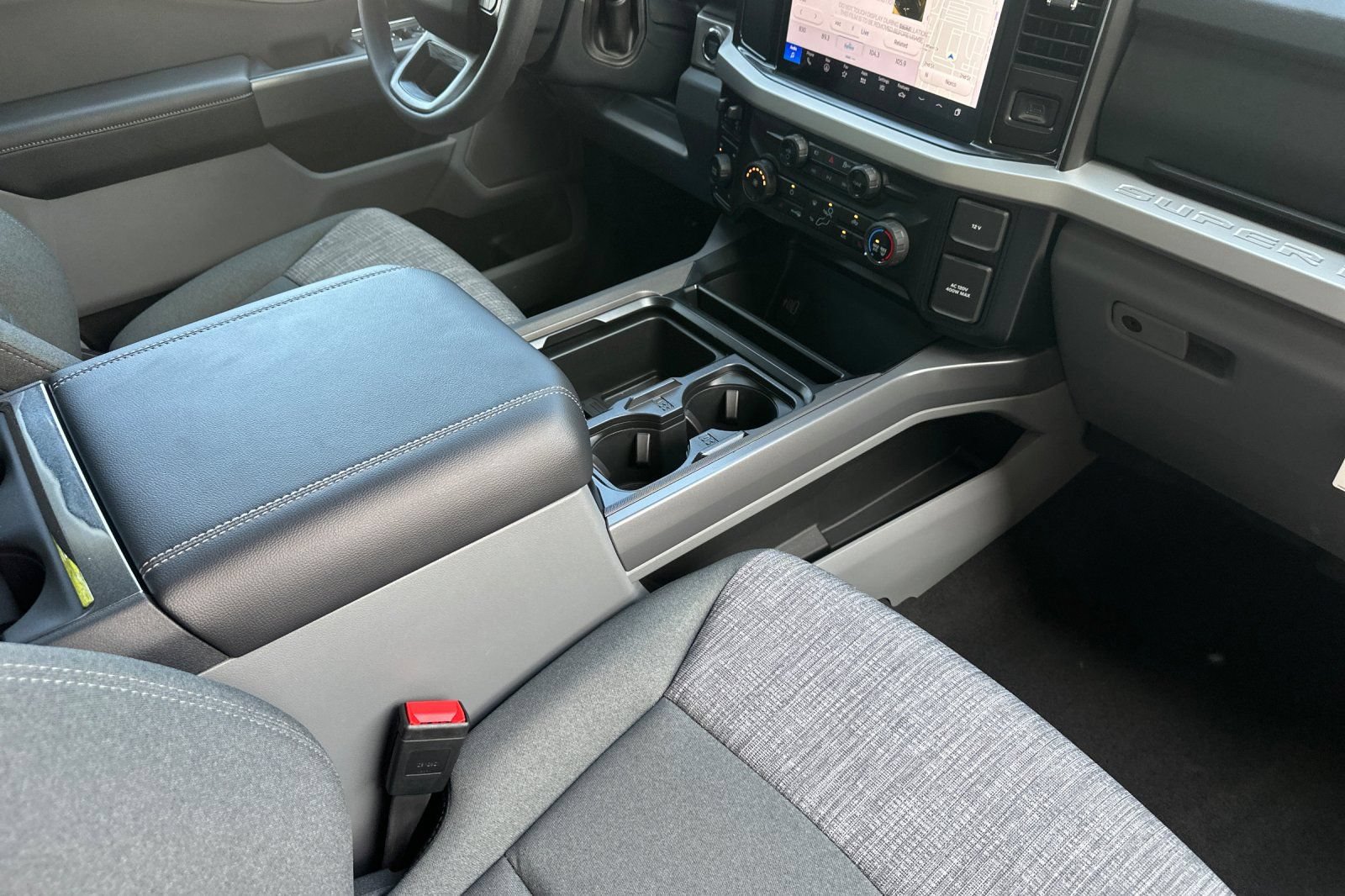 New 2026 Ford F250 XLT w/ XLT Premium Package AWD/4WD image 15