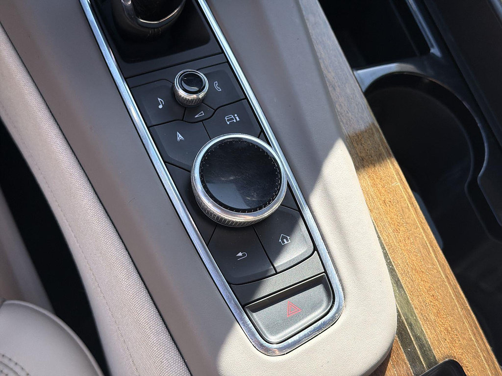 Used 2023 Cadillac Escalade Sport Platinum AWD/4WD image 41