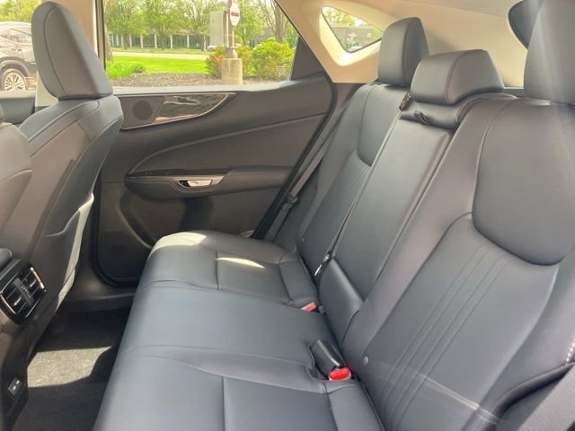 Certified 2025 Lexus NX 350h AWD w/ Accessory Package (2T) image 35