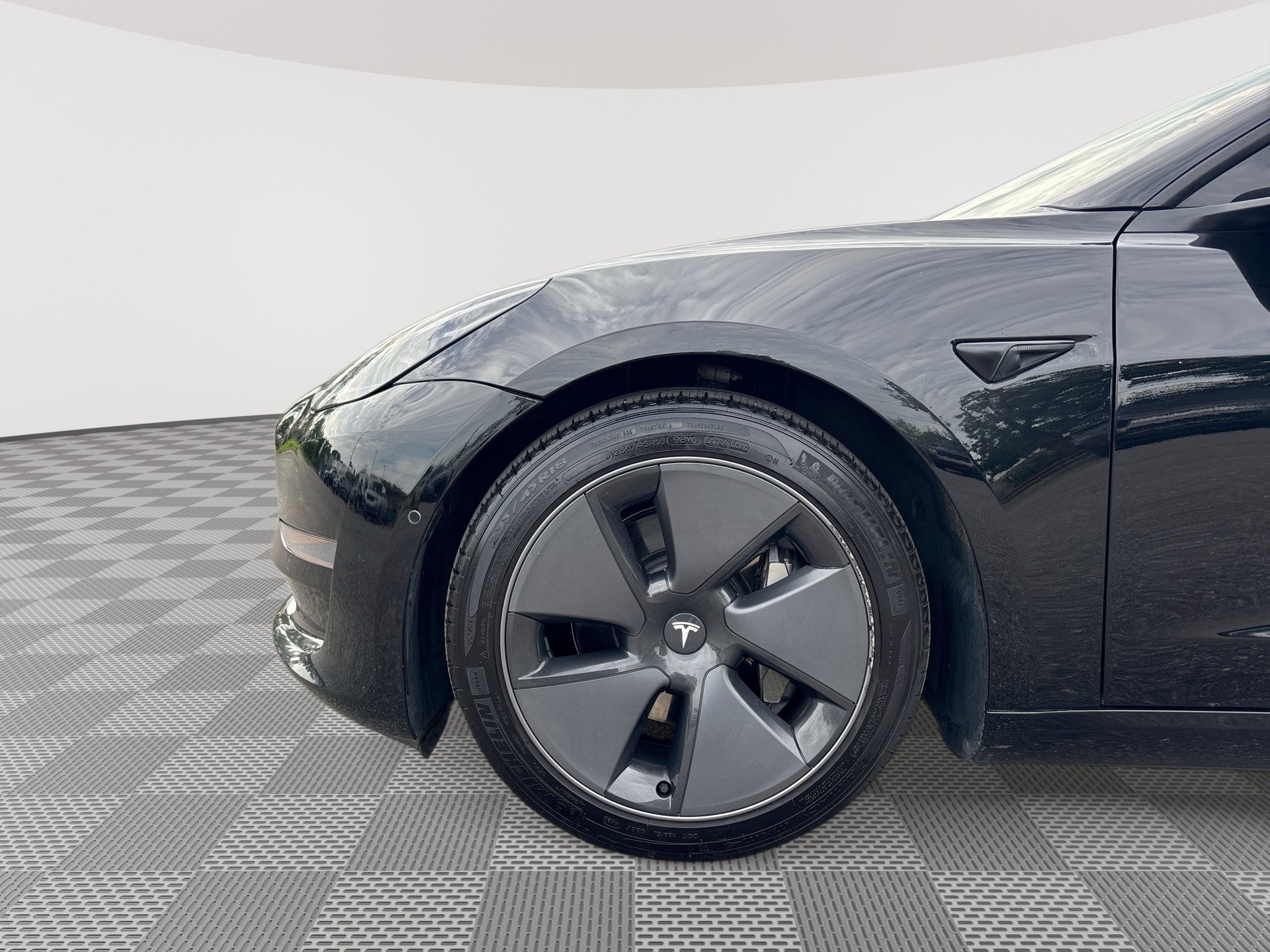 Used 2021 Tesla Model 3 RWD image 19