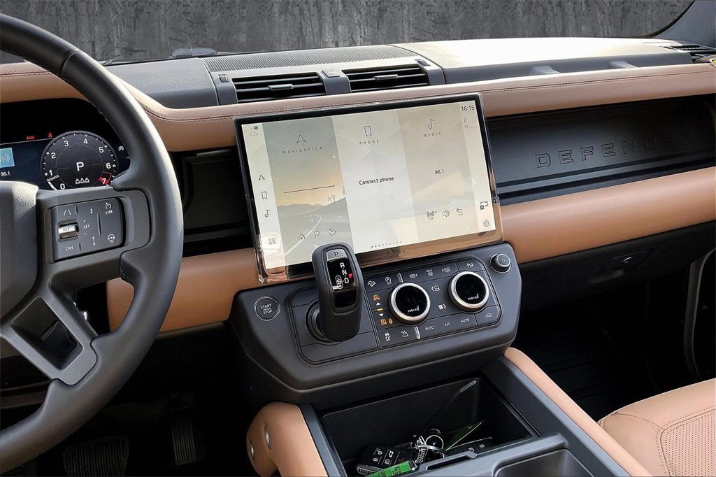 New 2026 Land Rover Defender 110 S image 6