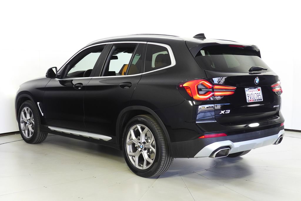 Used 2022 BMW X3 sDrive30i w/ Premium Package image 9
