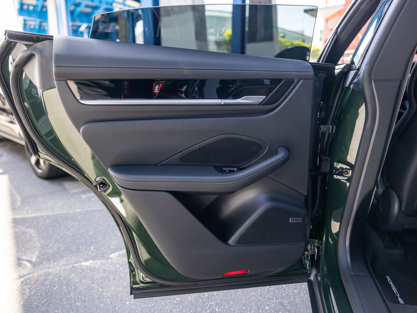 Certified 2025 Porsche Macan Electric RWD image 44