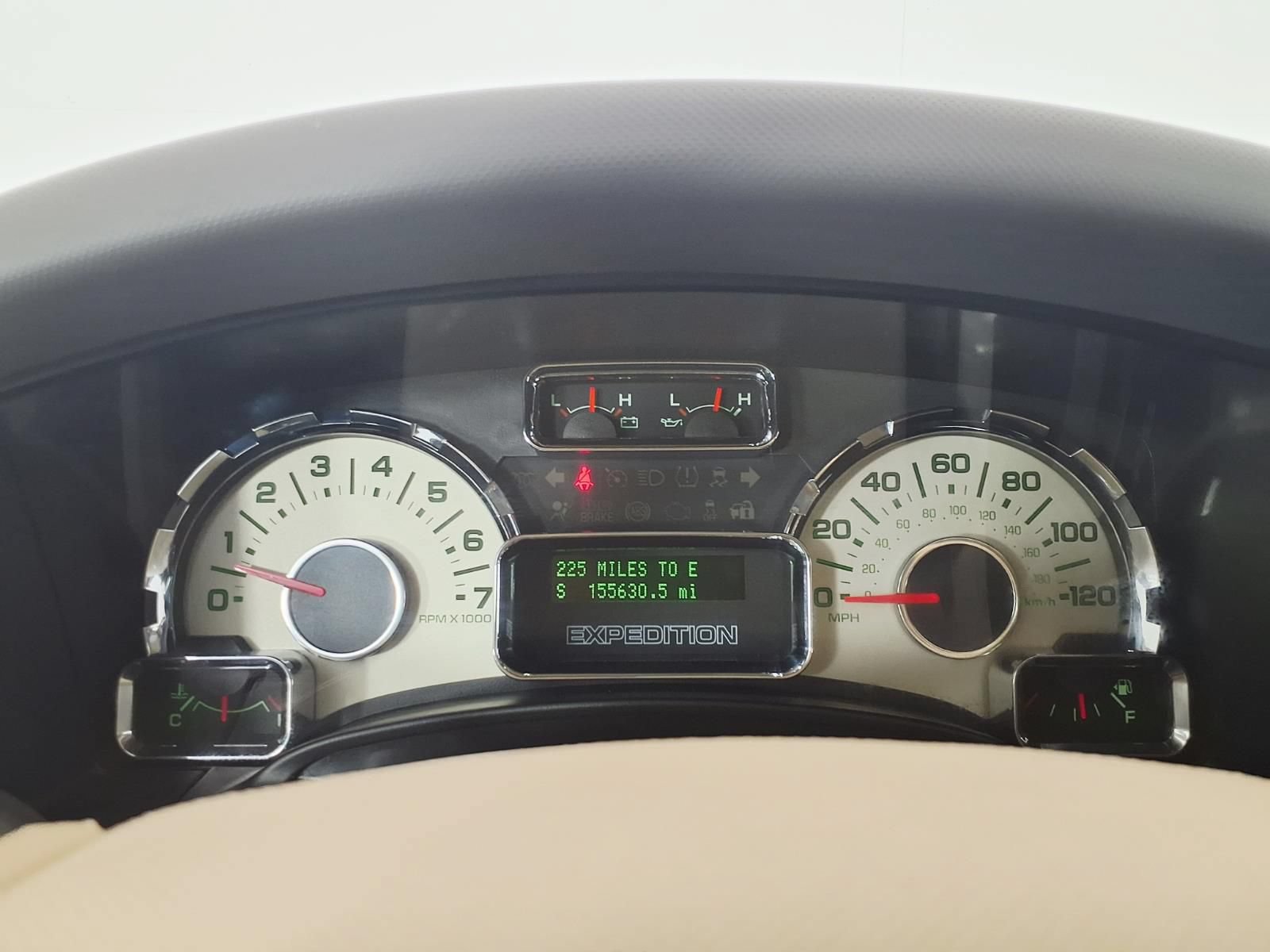 Used 2014 Ford Expedition EL XLT w/ Equipment Group 202A RWD image 15