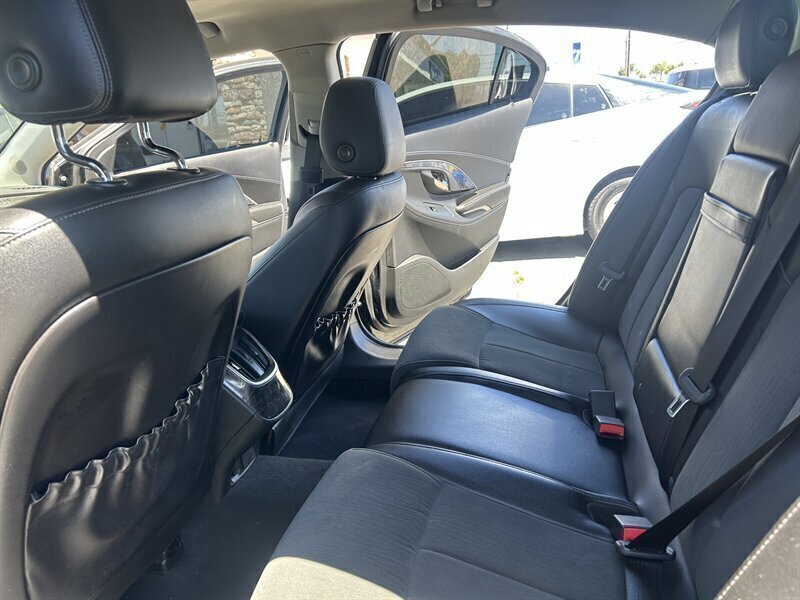 Used 2016 Buick LaCrosse FWD image 27