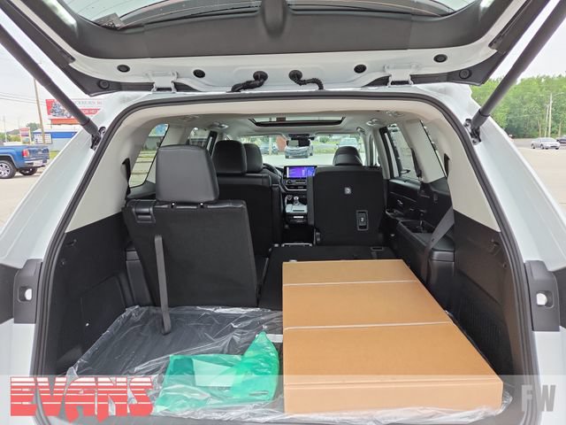 New 2026 Toyota Grand Highlander AWD image 33