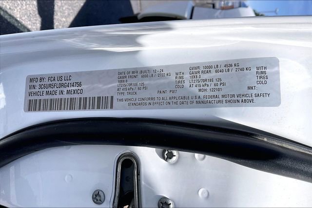 Used 2024 RAM 2500 Laramie w/ Safety Group AWD/4WD image 36