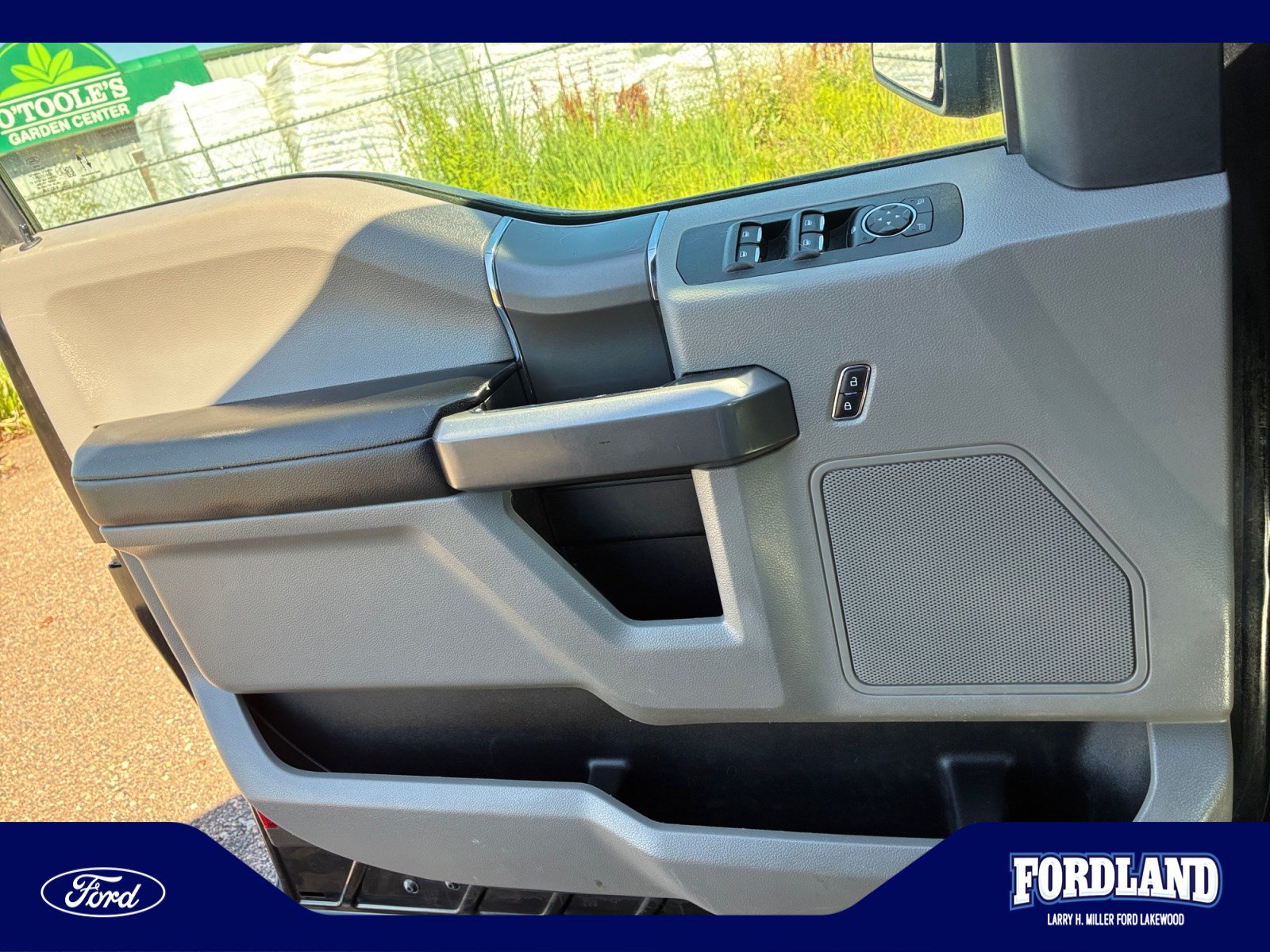 Used 2020 Ford F150 XLT w/ Equipment Group 302A Luxury AWD/4WD image 13