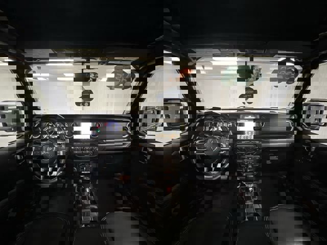 Used 2022 Jeep Wrangler Unlimited Sahara image 20