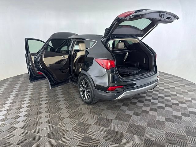 Used 2017 Hyundai Santa Fe Sport FWD image 16