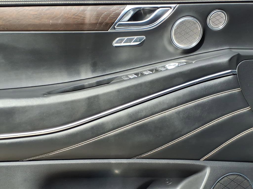 Used 2022 Genesis GV80 2.5T w/ Advanced Package 03 image 15