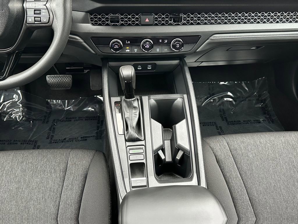 Used 2025 Honda Accord LX image 11
