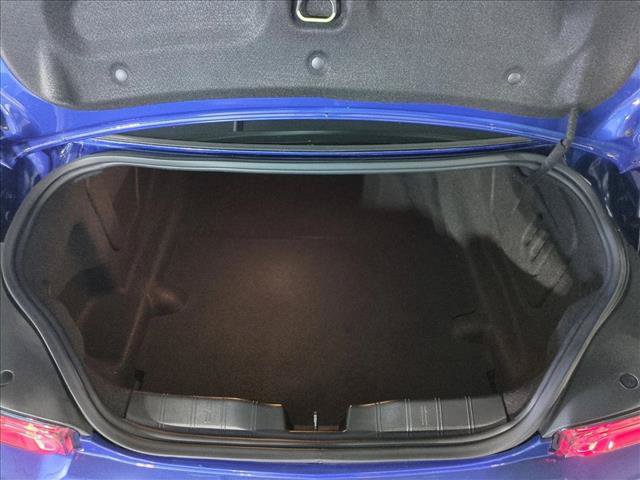 Used 2019 Chevrolet Camaro SS RWD image 6