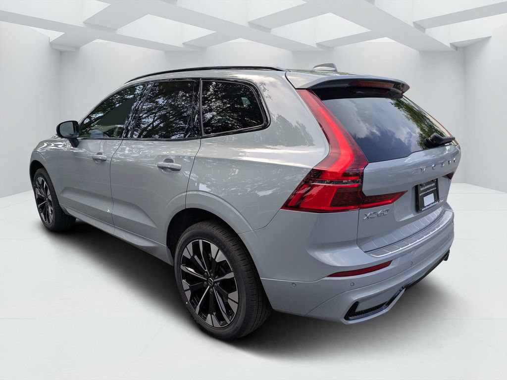 New 2026 Volvo XC60 B5 Plus w/ Protection Package Premier AWD/4WD image 5