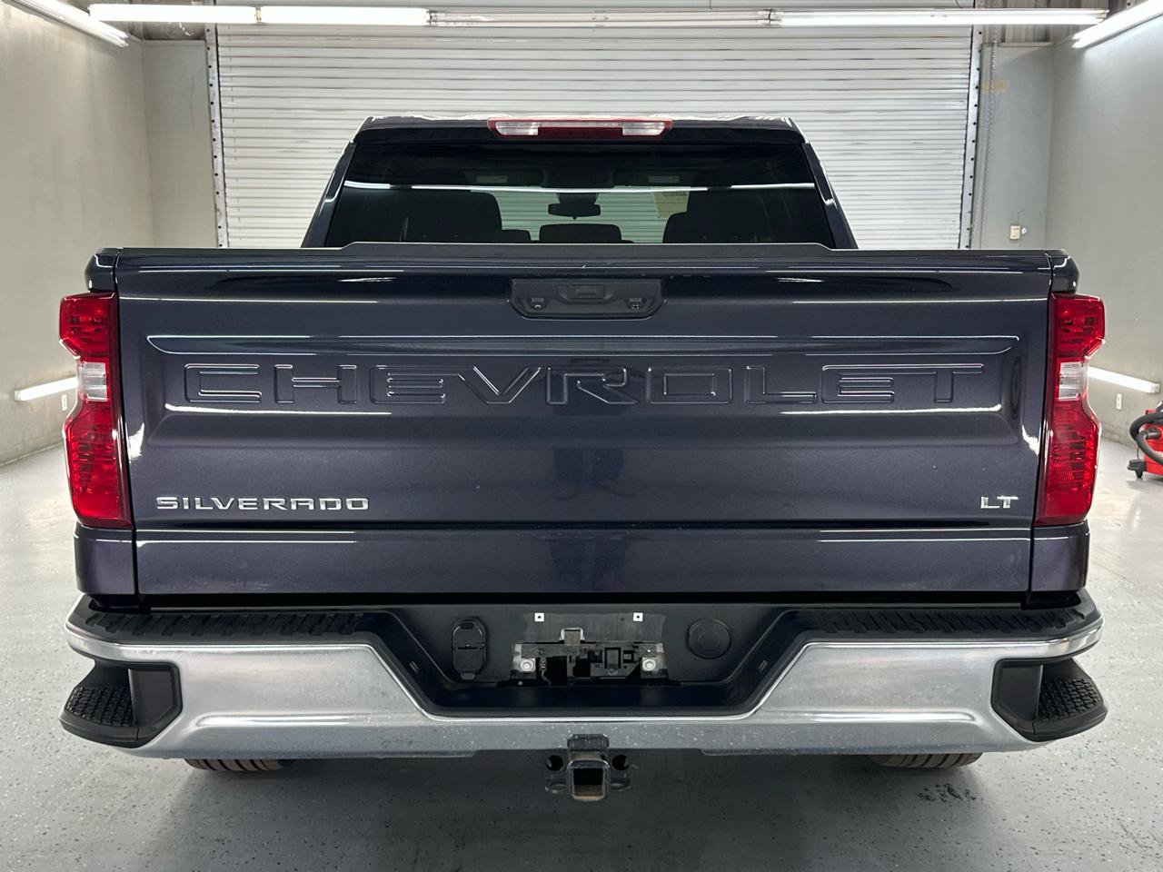 Used 2024 Chevrolet Silverado 1500 LT AWD/4WD image 6