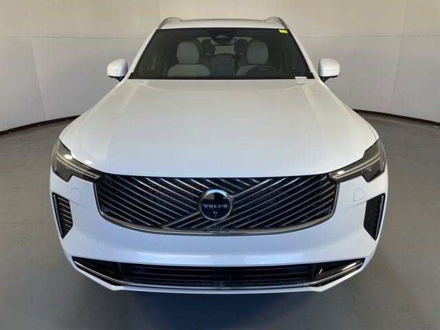 New 2026 Volvo XC90 B5 Plus w/ Protection Package image 3