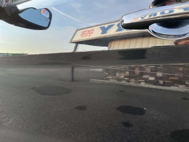 Used 2016 Ford Explorer XLT w/ Equipment Group 202A FWD image 7