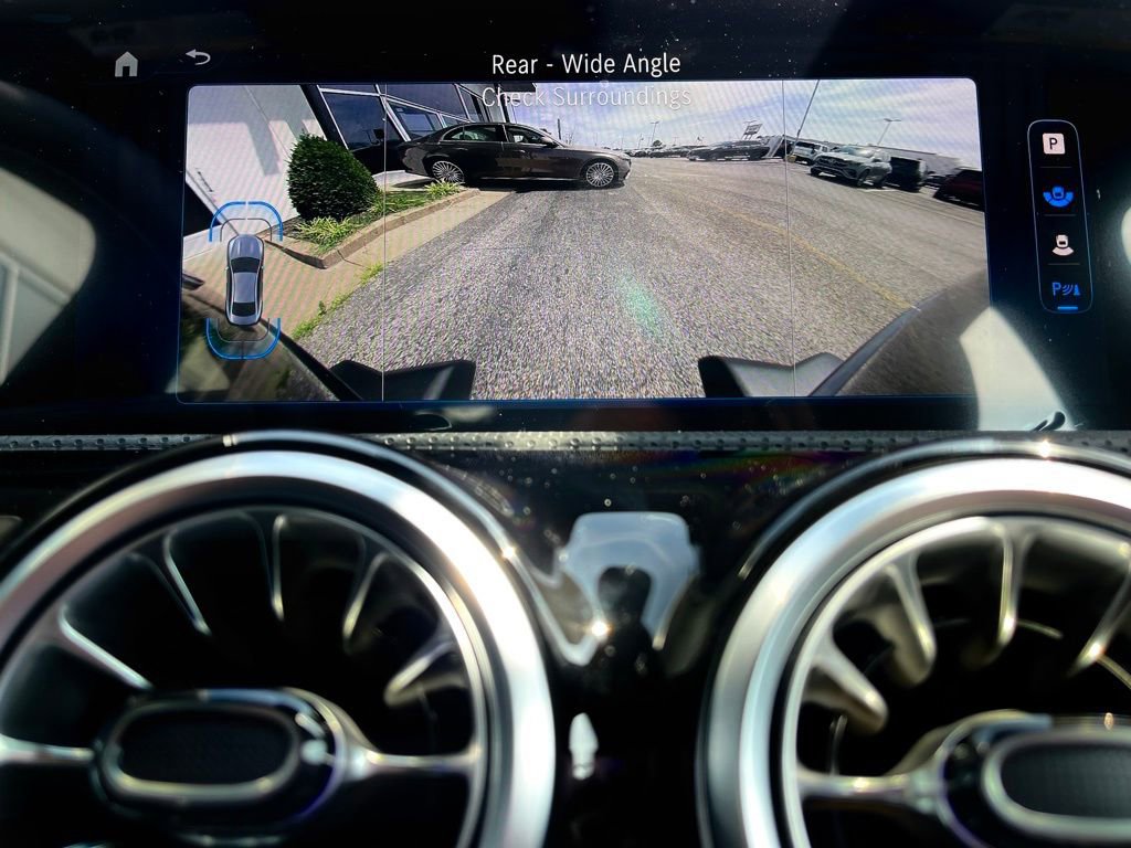 Certified 2025 Mercedes-Benz CLA 250 4MATIC image 53