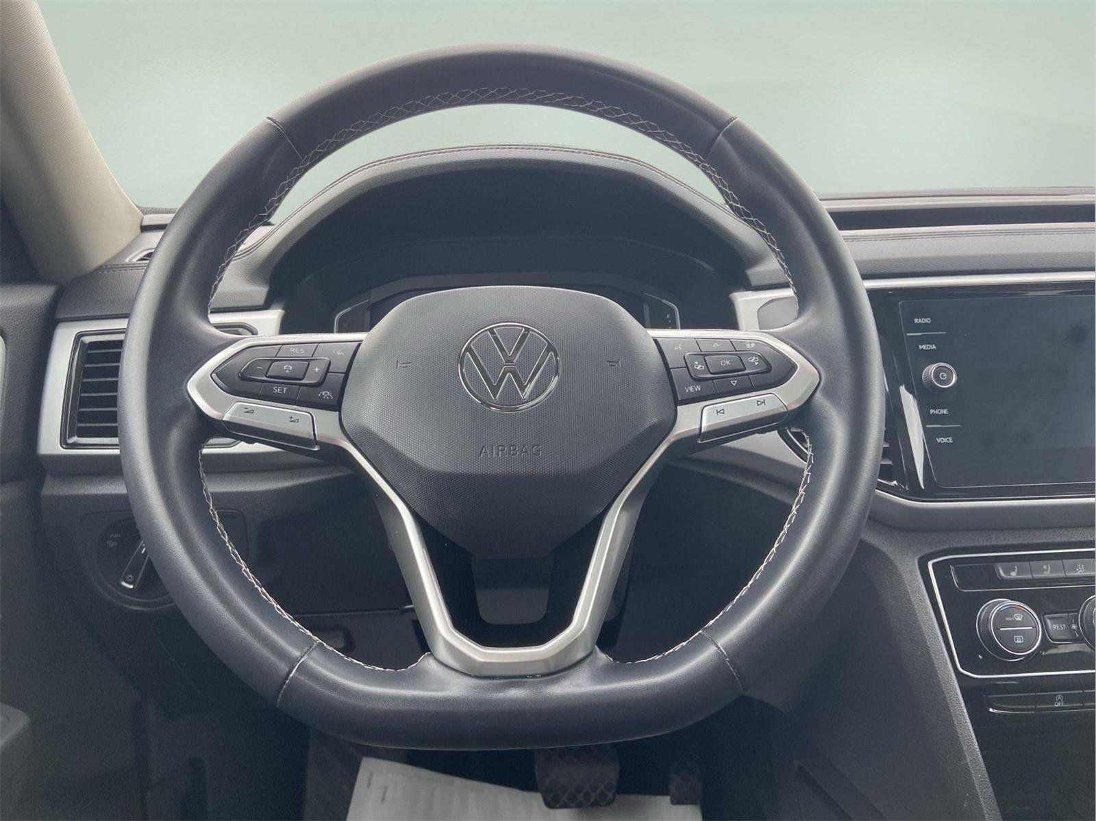Used 2021 Volkswagen Atlas SEL Premium AWD/4WD image 26