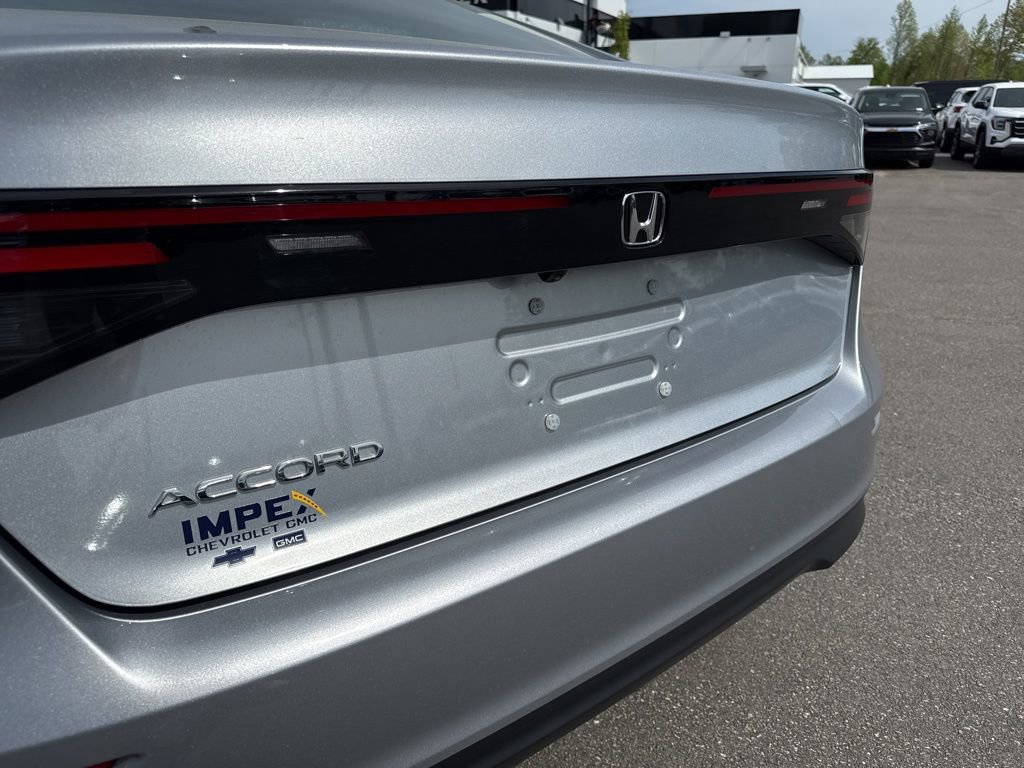 Used 2025 Honda Accord SE image 29