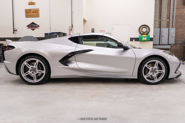 Used 2020 Chevrolet Corvette Stingray Premium Cpe w/ 3LT Preferred Equipment Group RWD image 16