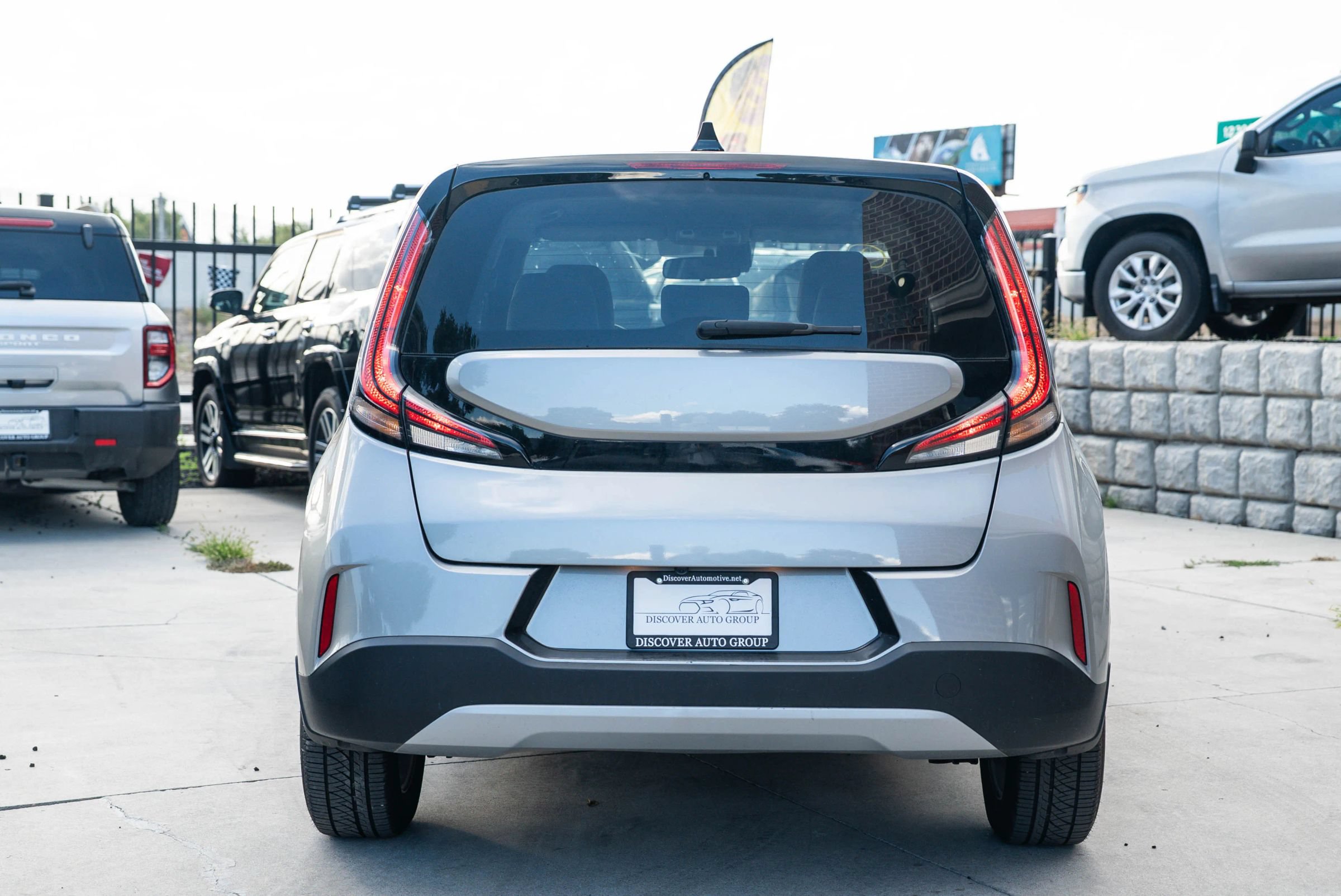 Used 2023 Kia Soul LX w/ Option Group 015 FWD image 6