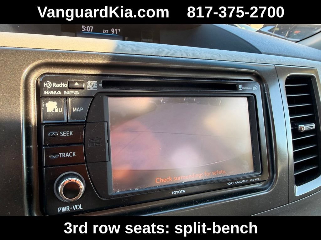 Used 2014 Toyota Sienna XLE FWD image 22