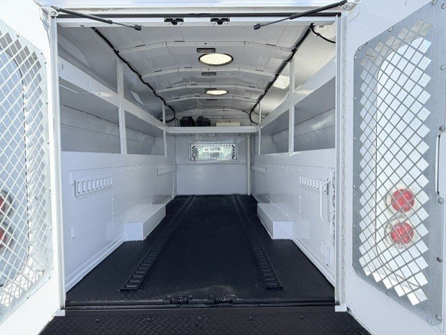 Used 2016 Ford F450 XL AWD/4WD image 12