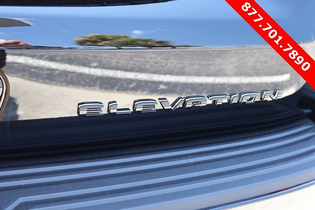 New 2025 GMC Yukon XL Elevation image 8