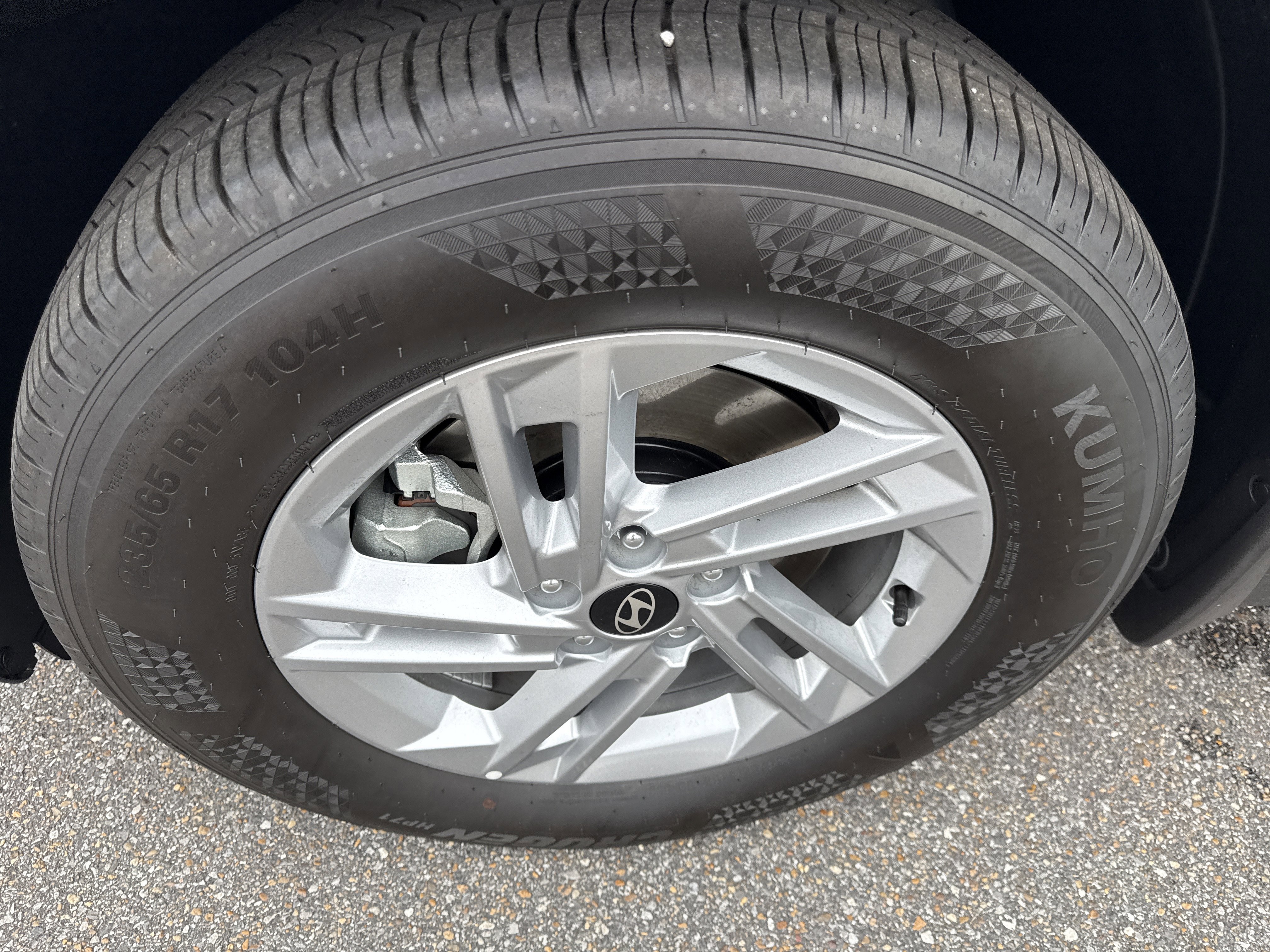 New 2026 Hyundai Tucson SE image 19