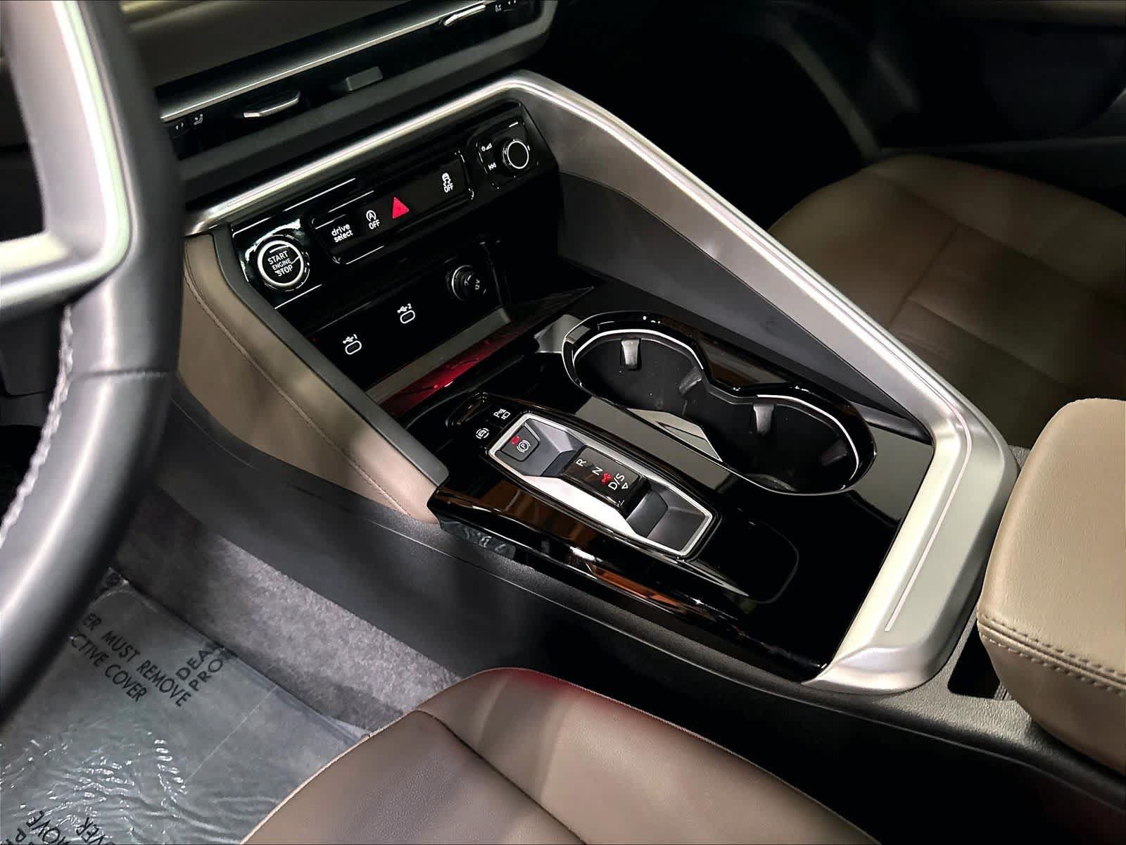 Certified 2025 Audi Q5 Premium AWD/4WD image 18