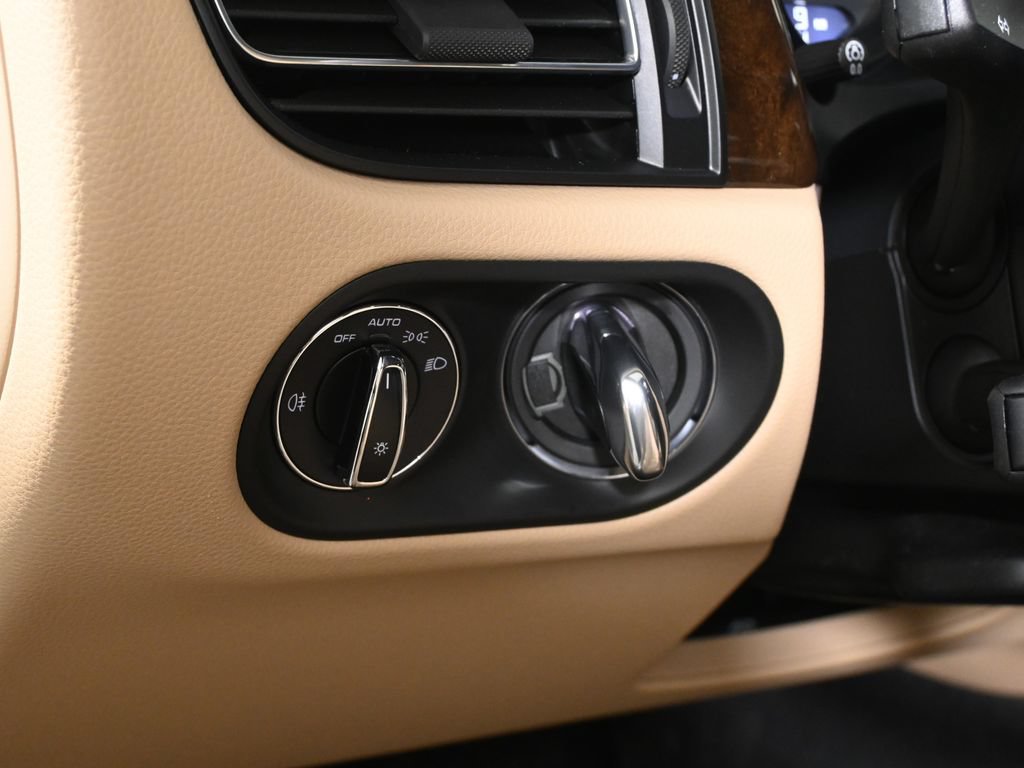 Used 2026 Porsche Macan S AWD/4WD image 30