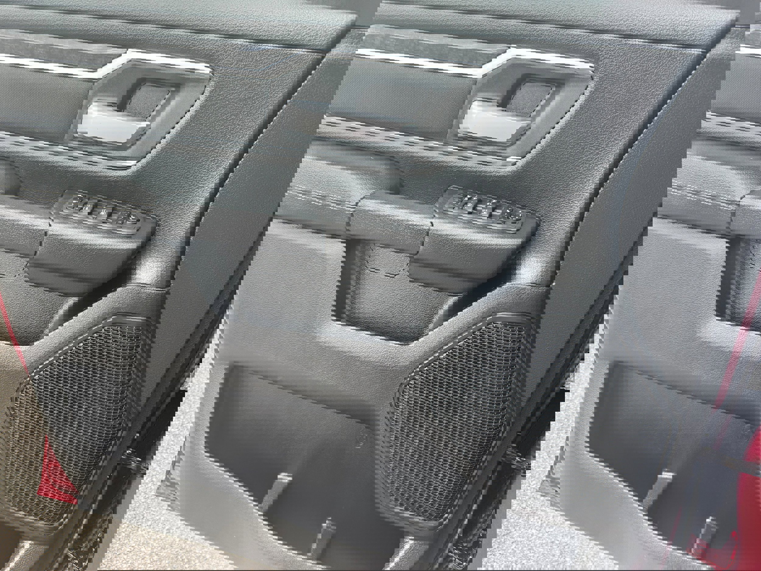 Used 2024 RAM 1500 Lone Star image 11