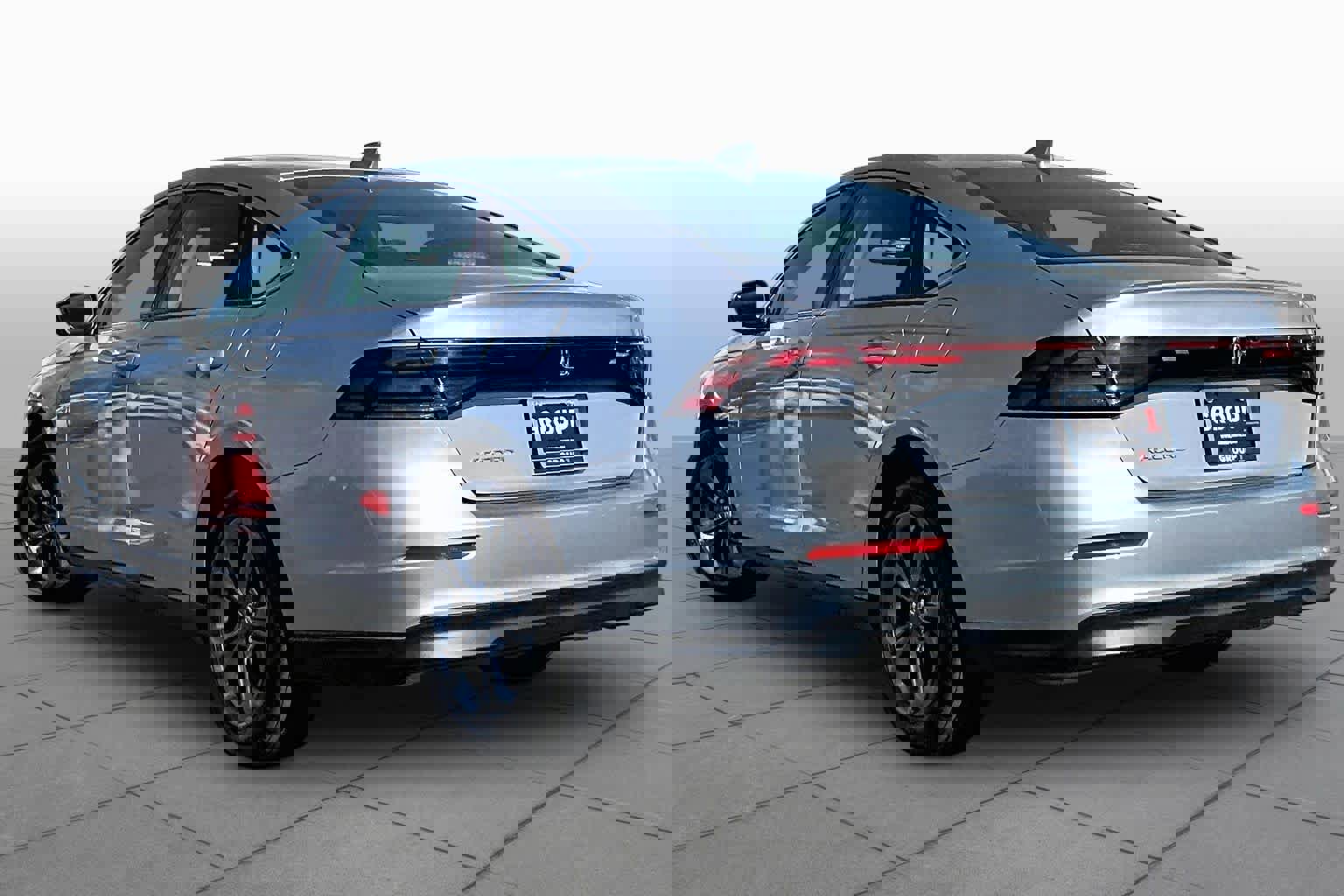 Used 2023 Honda Accord EX image 12