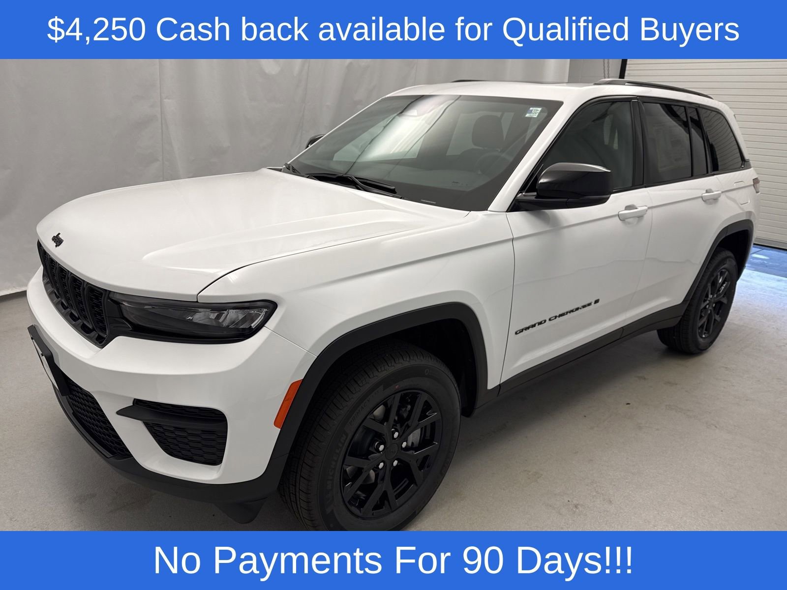 New 2025 Jeep Grand Cherokee Altitude image 6