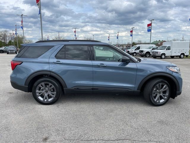 New 2026 Ford Explorer Active image 14