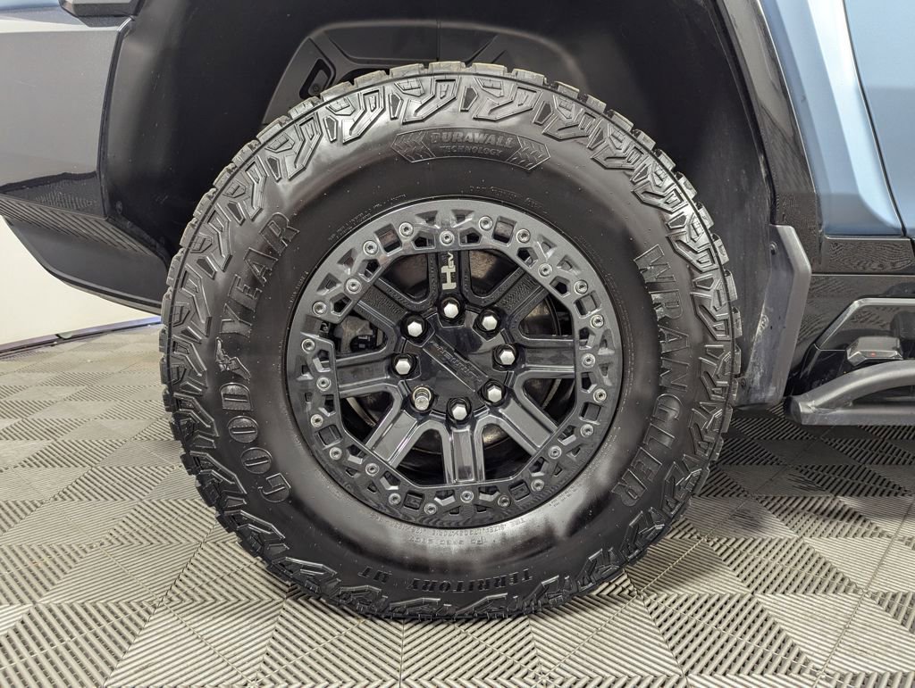 Used 2024 GMC Hummer EV 3X w/ Omega Edition image 29